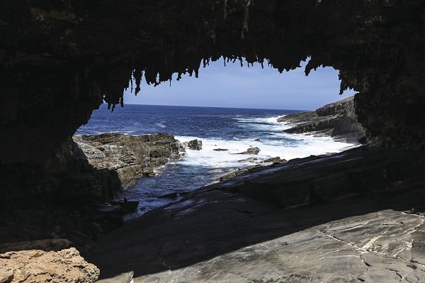 Admirals Arch. Source: Tourism Australia